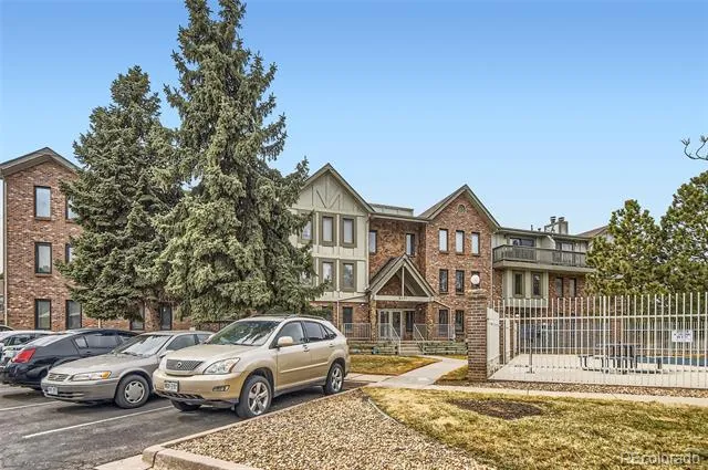 6475 S Dayton Street #102 Englewood, CO 80111