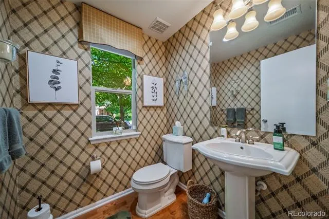 13694 E Weaver Place Englewood, CO 80111