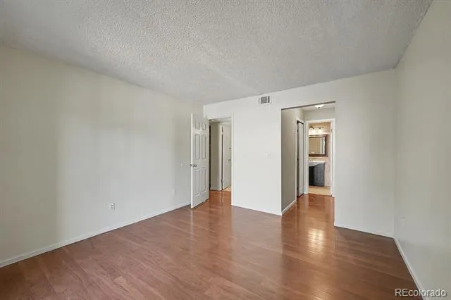5755 W Atlantic Place #202 Lakewood, CO 80227