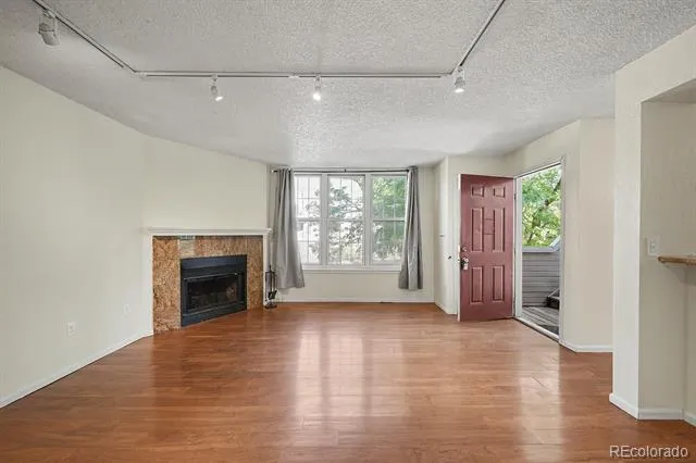 5755 W Atlantic Place #202 Lakewood, CO 80227