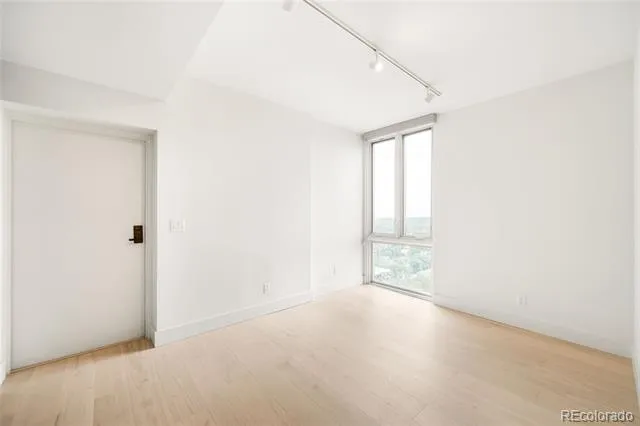 1133 Race Street #16B Denver, CO 80206