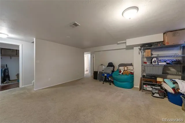 6556 S Yukon Way Littleton, CO 80123
