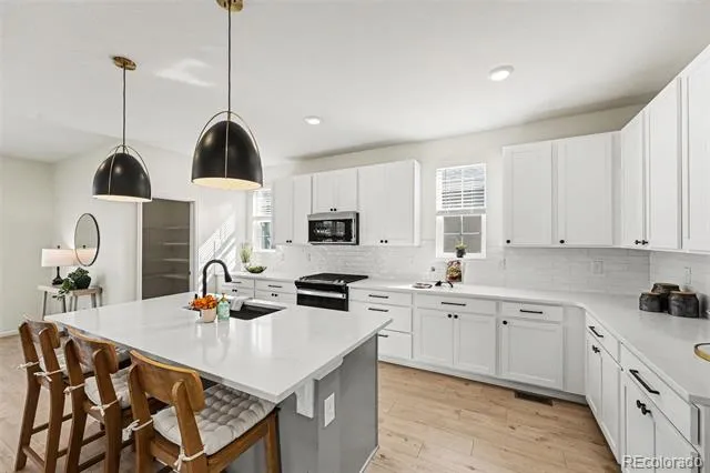 4575 Meadow Drive Dacono, CO 80514