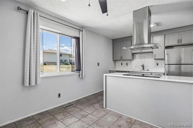 3351 S Field Street #113 Lakewood, CO 80227