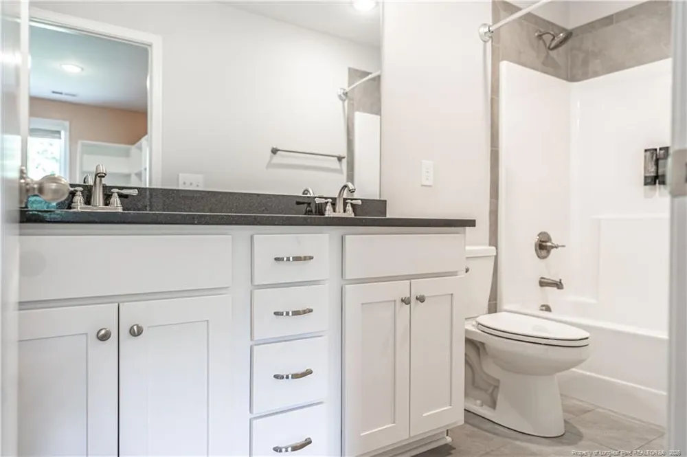 170 Lakeview Drive Southern Pines, NC 28387