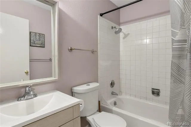 2622 S Xanadu Way #B Aurora, CO 80014