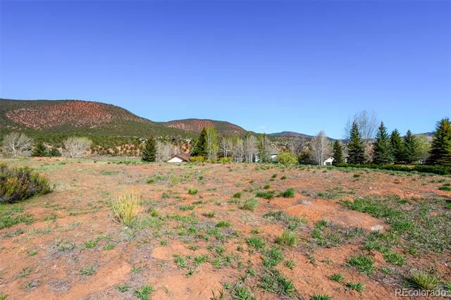 375 Red Fox Drive Gypsum, CO 81637
