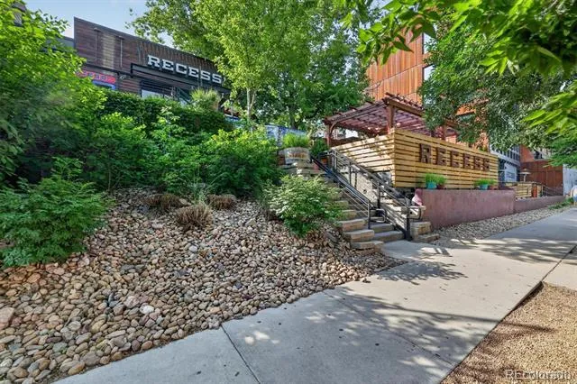 2639 17th Street #7 Denver, CO 80211