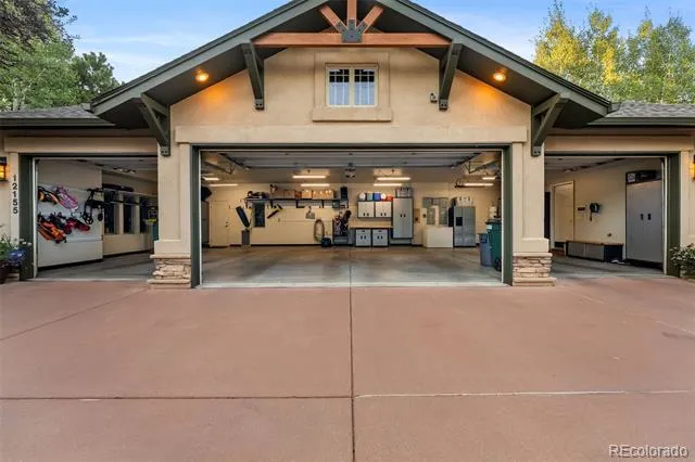 12155 Spine Creek Place Colorado Springs, CO 80908