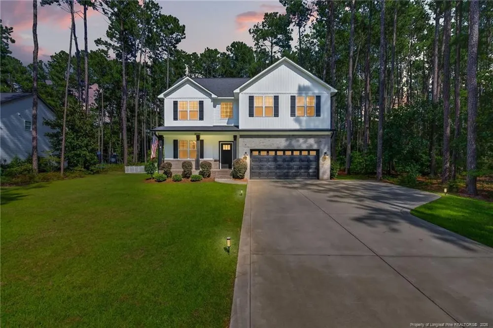 30261 East Lake Drive Wagram, NC 28396