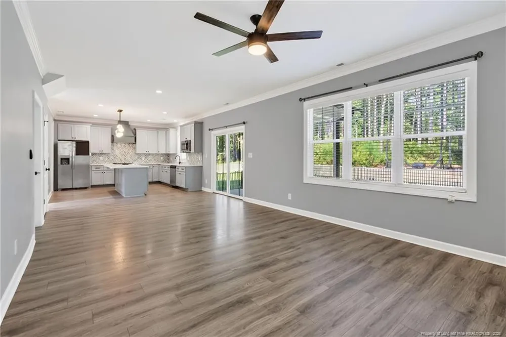 30261 East Lake Drive Wagram, NC 28396