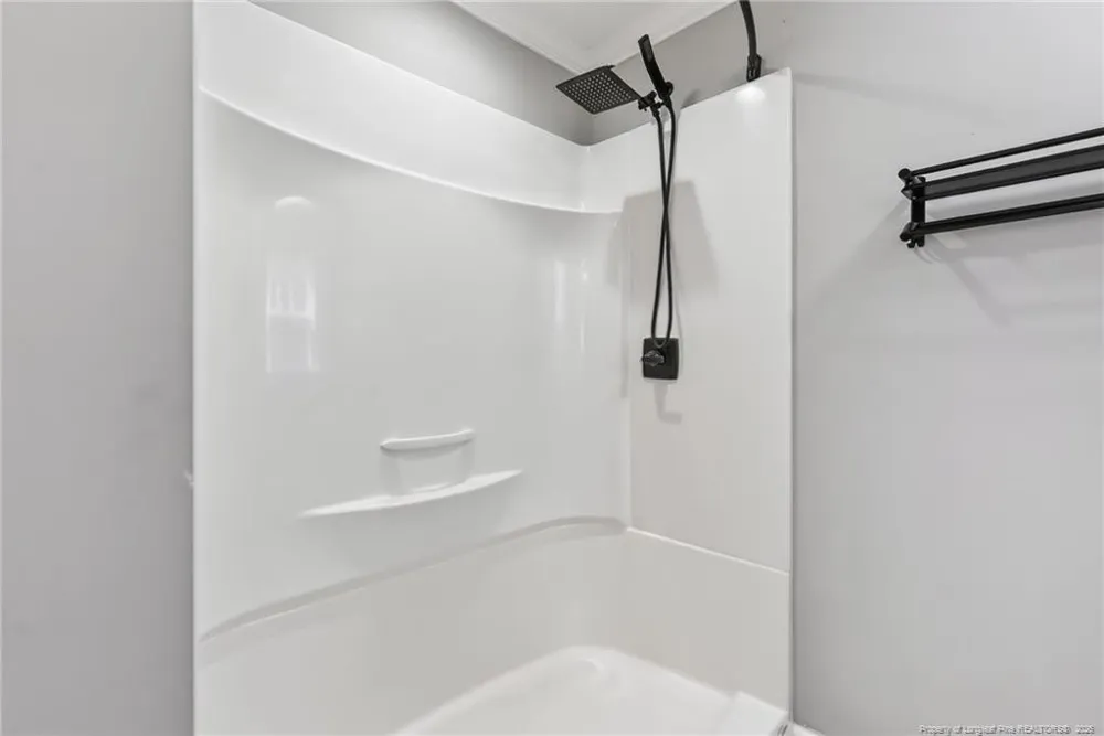 30261 East Lake Drive Wagram, NC 28396