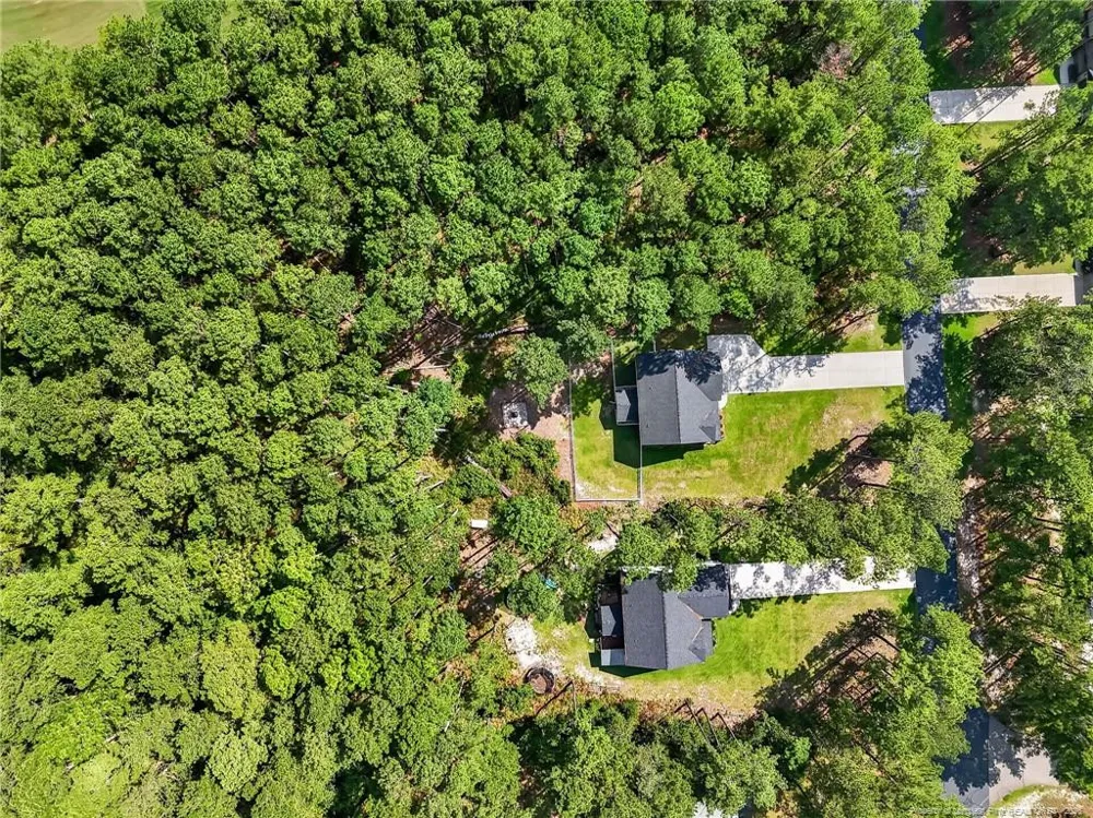 30261 East Lake Drive Wagram, NC 28396