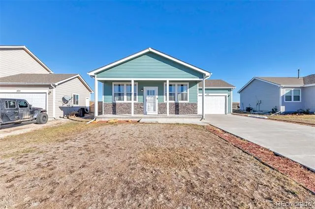 436 S 3rd Avenue Deer Trail, CO 80105