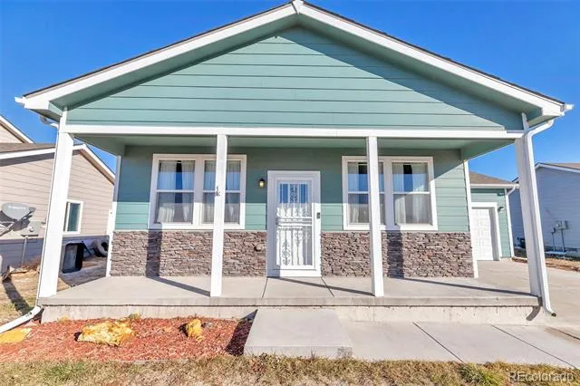 436 S 3rd Avenue Deer Trail, CO 80105