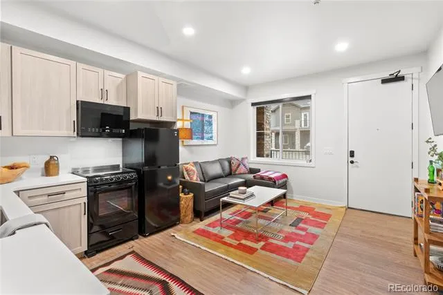 2115 Hummingbird Way #103 Georgetown, CO 80444