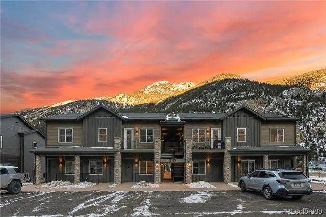 2115 Hummingbird Way #103 Georgetown, CO 80444