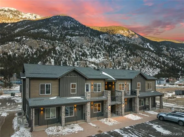 2115 Hummingbird Way #103 Georgetown, CO 80444