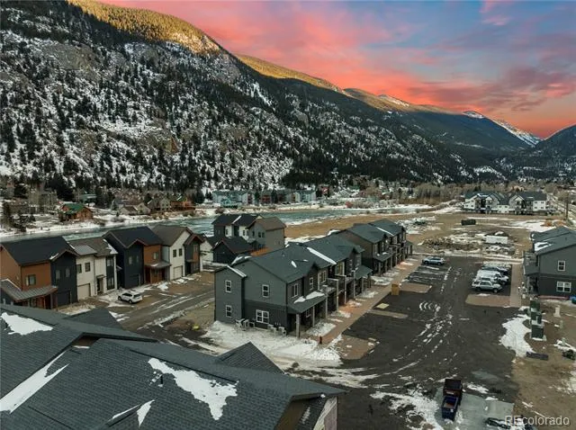2115 Hummingbird Way #103 Georgetown, CO 80444