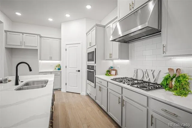 6647 Knapp Drive Colorado Springs, CO 80924