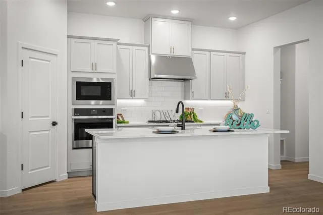 6647 Knapp Drive Colorado Springs, CO 80924