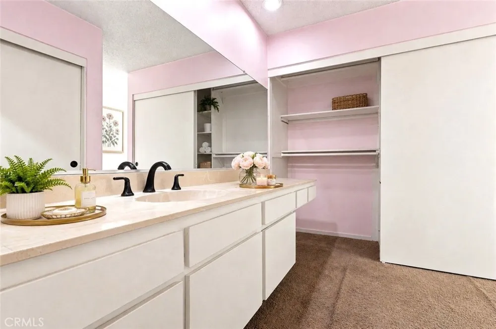 3246 Little Mountain Drive San Bernardino, CA 92405