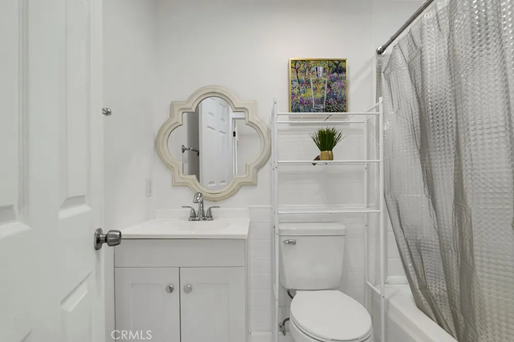 27976 Foxlane Canyon Country, CA 91351