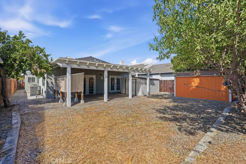 7443 Eva Place Van Nuys, CA 91406