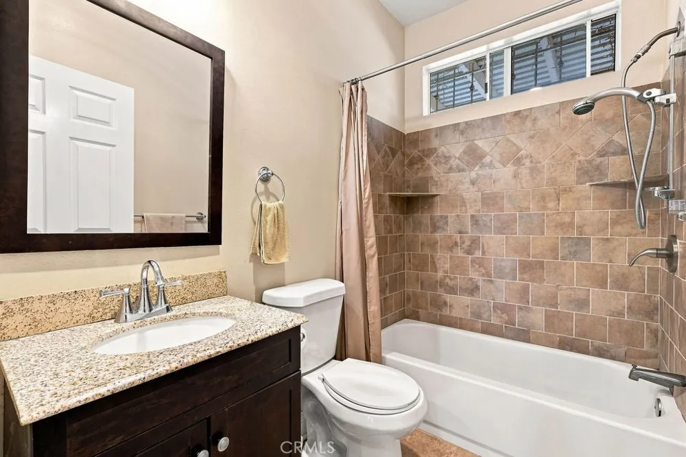 7443 Eva Place Van Nuys, CA 91406