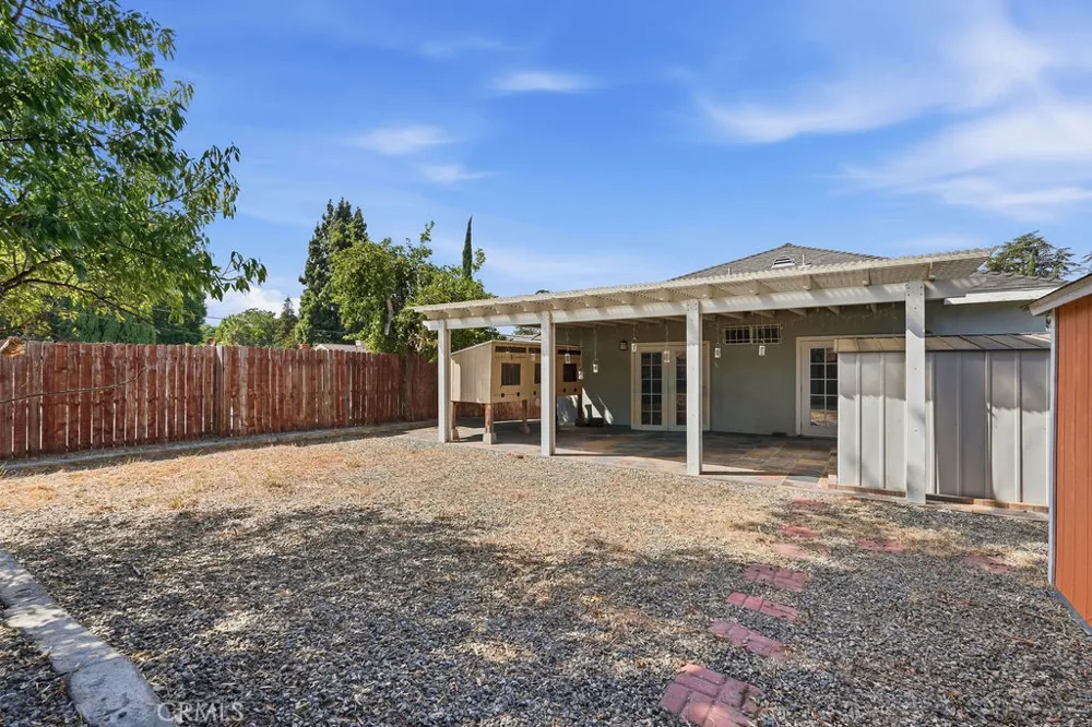 7443 Eva Place Van Nuys, CA 91406