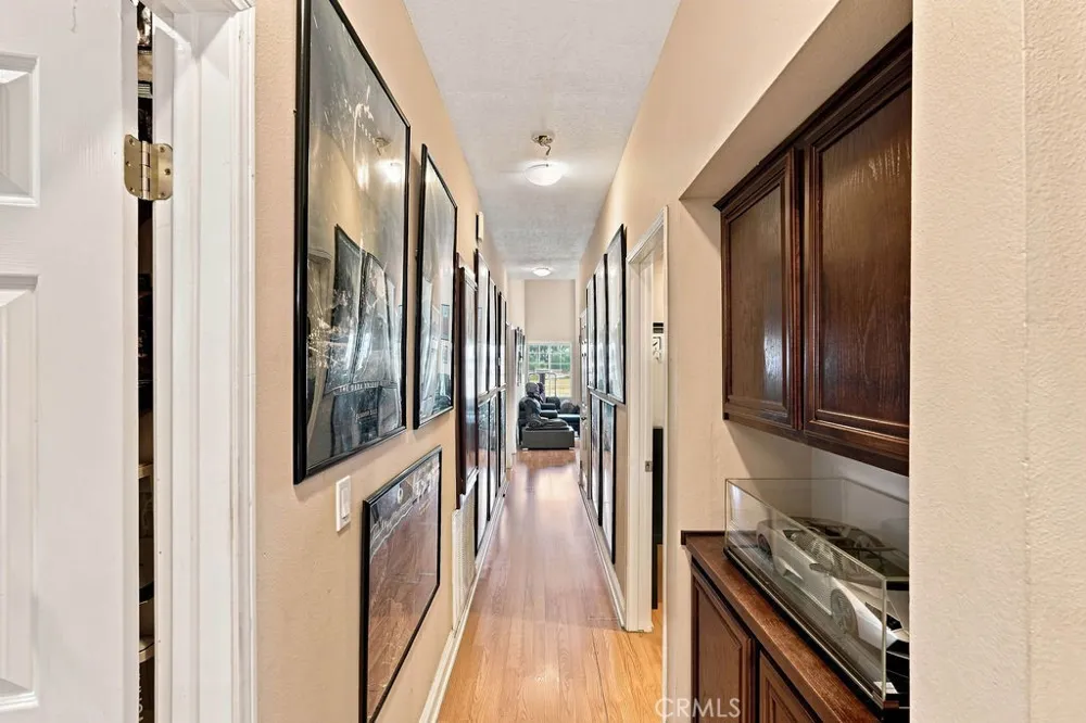 7443 Eva Place Van Nuys, CA 91406