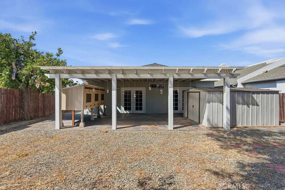7443 Eva Place Van Nuys, CA 91406