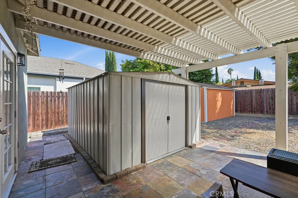 7443 Eva Place Van Nuys, CA 91406