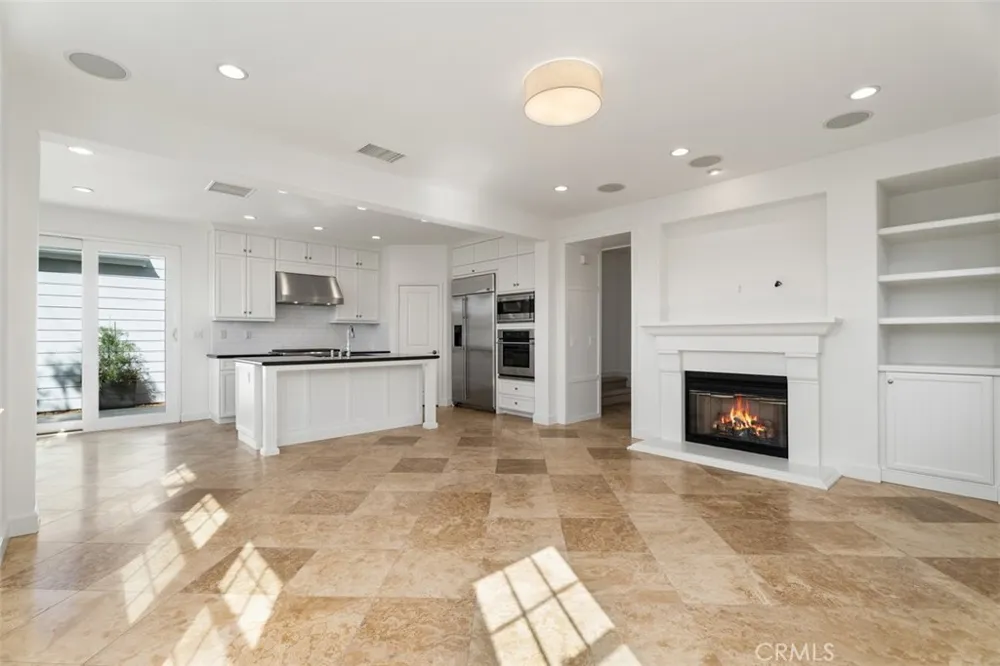 2309 Half Moon Costa Mesa, CA 92627
