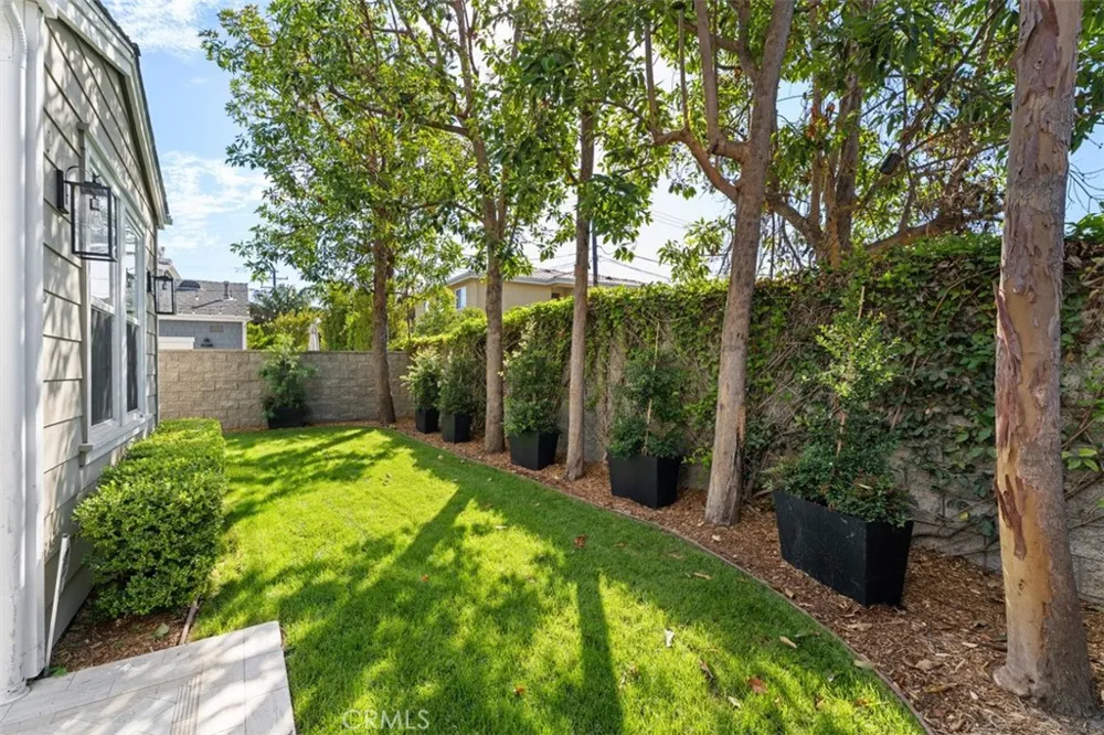 2309 Half Moon Costa Mesa, CA 92627