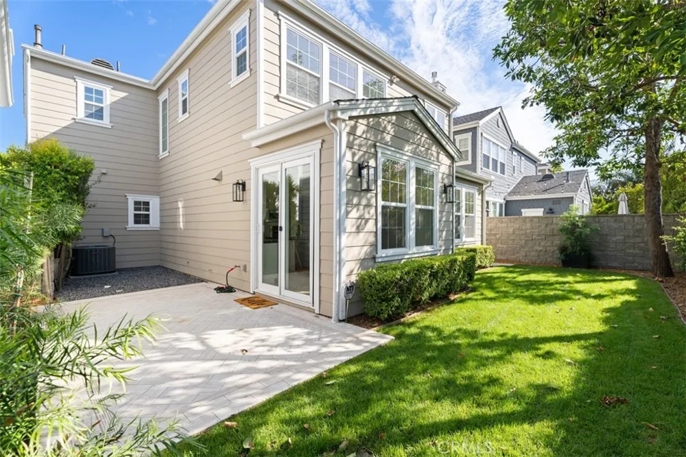 2309 Half Moon Costa Mesa, CA 92627