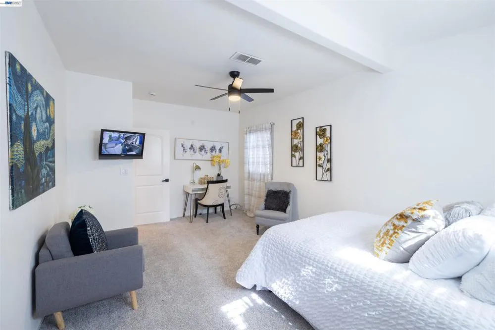 1234 Willow St Oakland, CA 94607