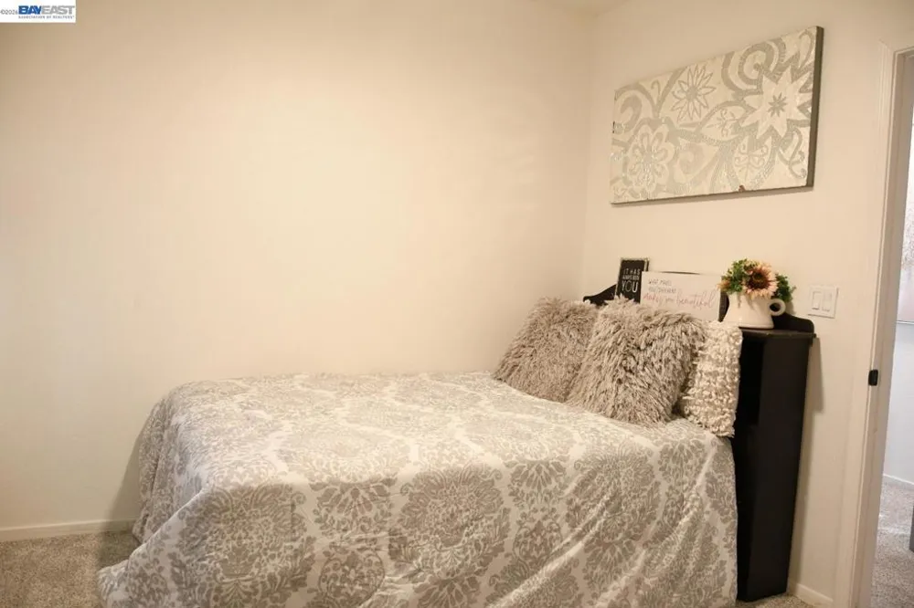 1234 Willow St Oakland, CA 94607