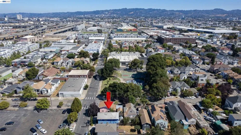 1234 Willow St Oakland, CA 94607
