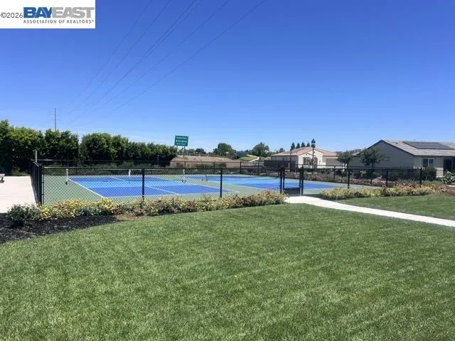 1808 Cresthaven St Brentwood, CA 94513
