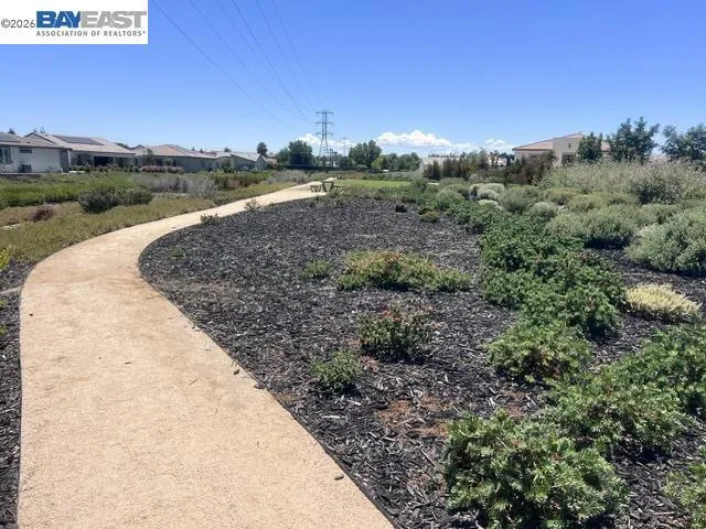 1808 Cresthaven St Brentwood, CA 94513