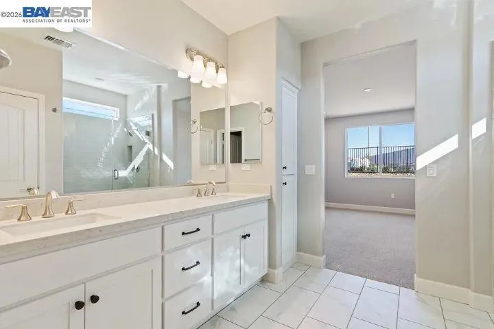 1808 Cresthaven St Brentwood, CA 94513
