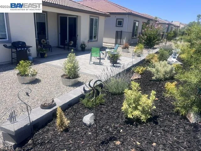 1808 Cresthaven St Brentwood, CA 94513