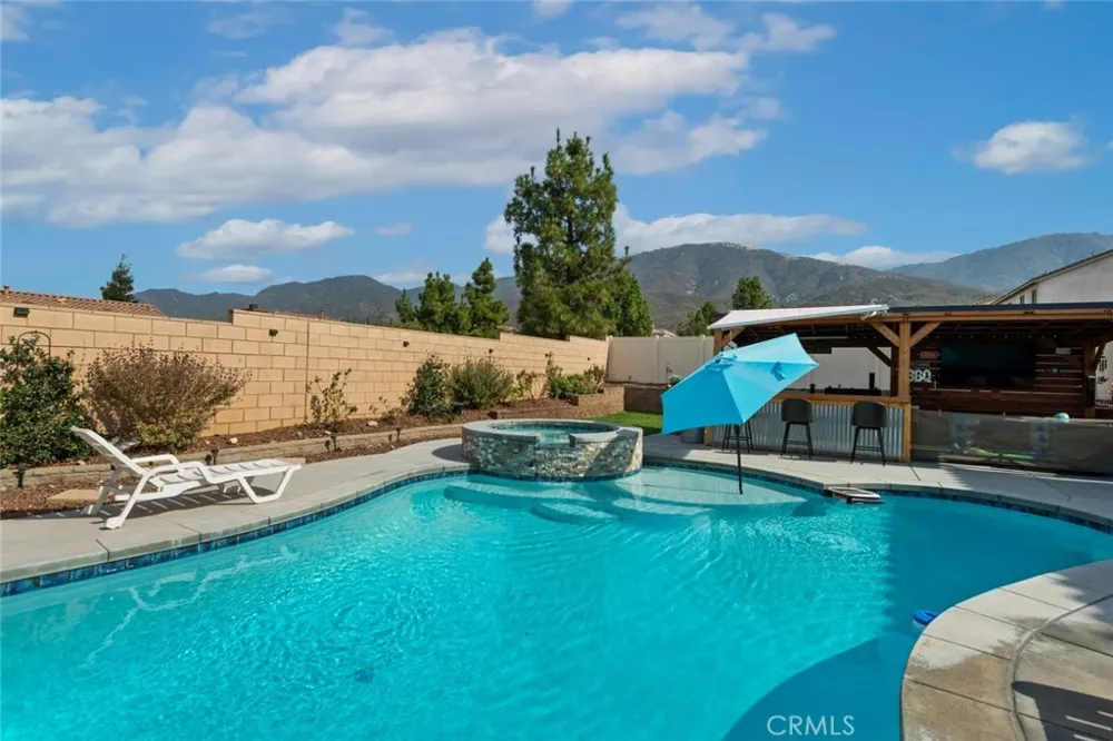 6670 Mirna Avenue San Bernardino, CA 92407
