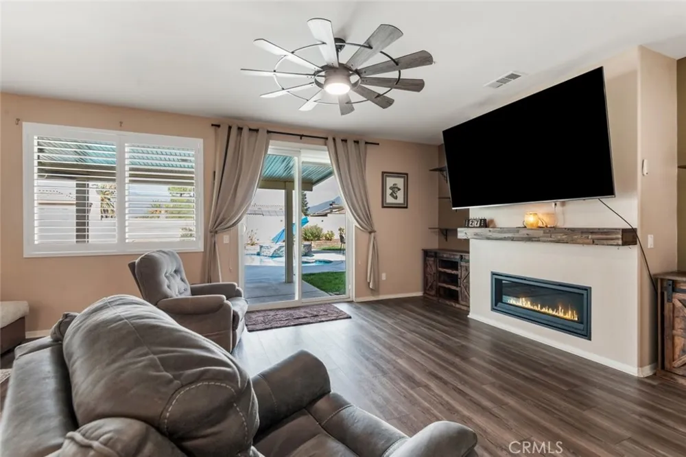 6670 Mirna Avenue San Bernardino, CA 92407