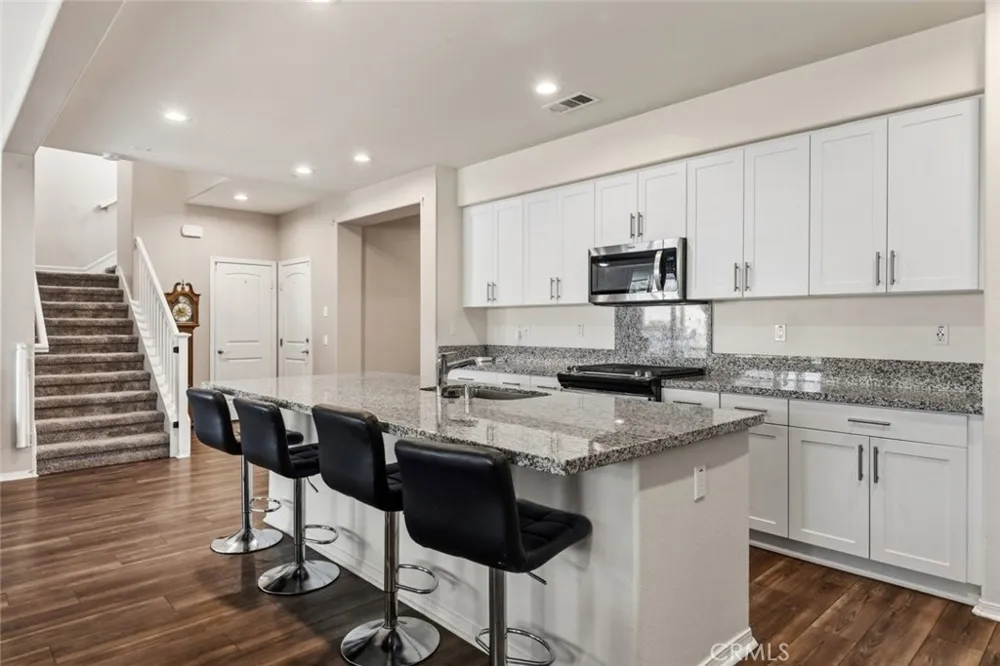 6670 Mirna Avenue San Bernardino, CA 92407