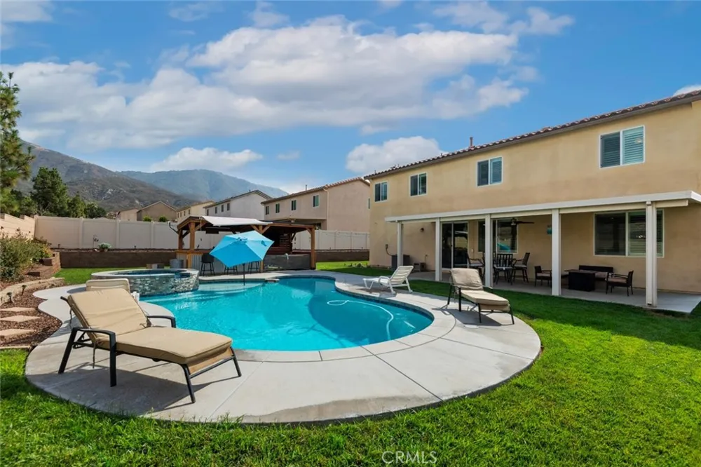 6670 Mirna Avenue San Bernardino, CA 92407
