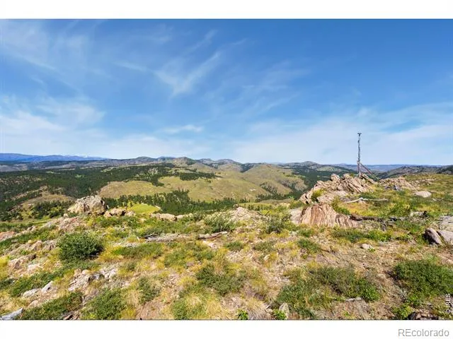 1325 Walking Wind Drive Bellvue, CO 80512