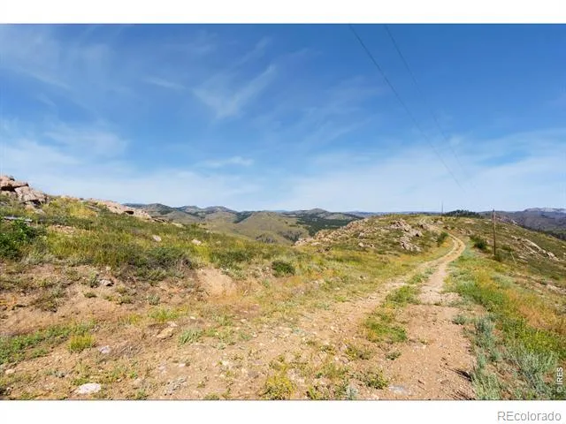 1325 Walking Wind Drive Bellvue, CO 80512