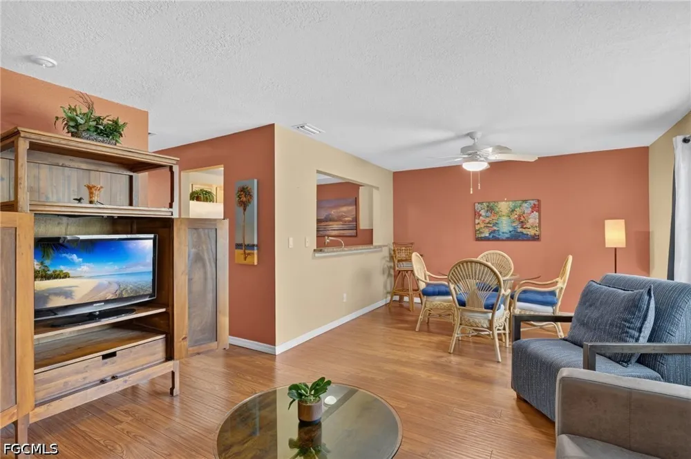Key Drive #6 North Fort Myers, FL 33903